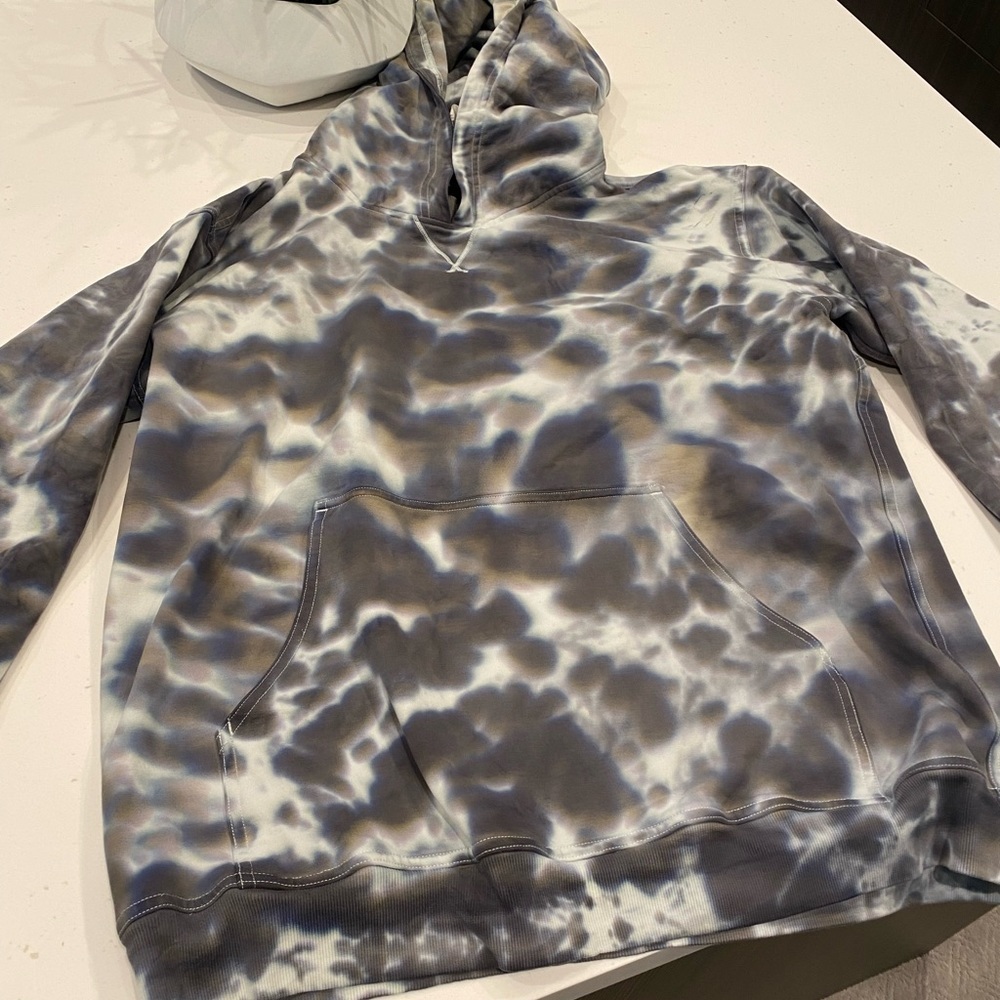 Unisex Lululemon tie dye hoodie size 12